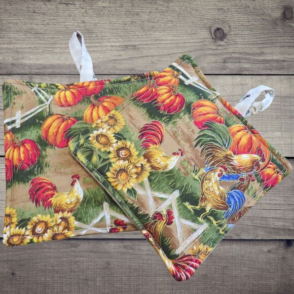 Handmade Potholder, Set of 2, Reversible Fall Pumpkins Roosters and Chickens - Picture 3 of 6